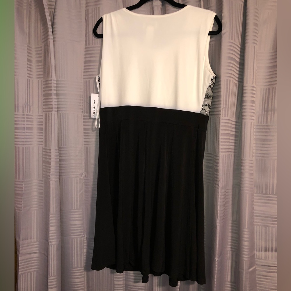 NWT Enfocus women black, white and lace dress